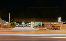Homestead Motor Inn & Apartments